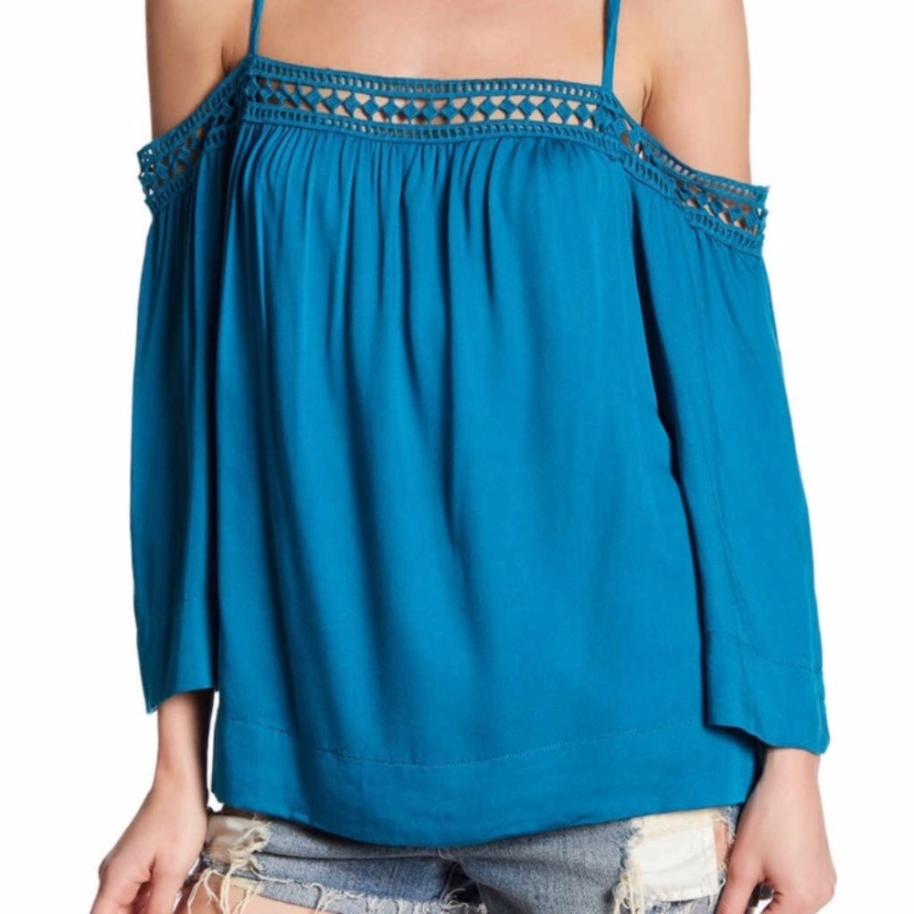 Gorgeous cold shoulder blue blouse!
